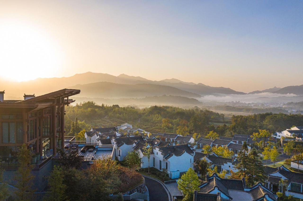 Banyan Tree Hotel Huangshan-The Ancient Charm Of Huizhou, A Paradise Eksteriør billede